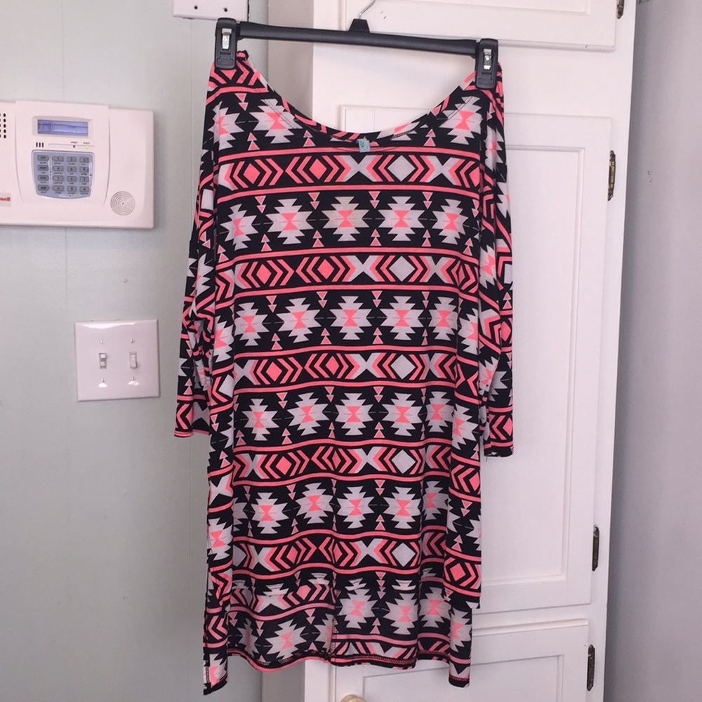 Women’s ‘Loila’ Tunic - Size L